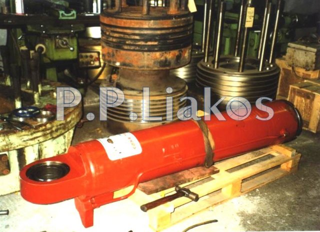 Hydraulic Cylinder Repair -1-